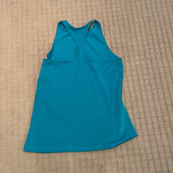Nike Dri fit tank - Picture 3 of 3